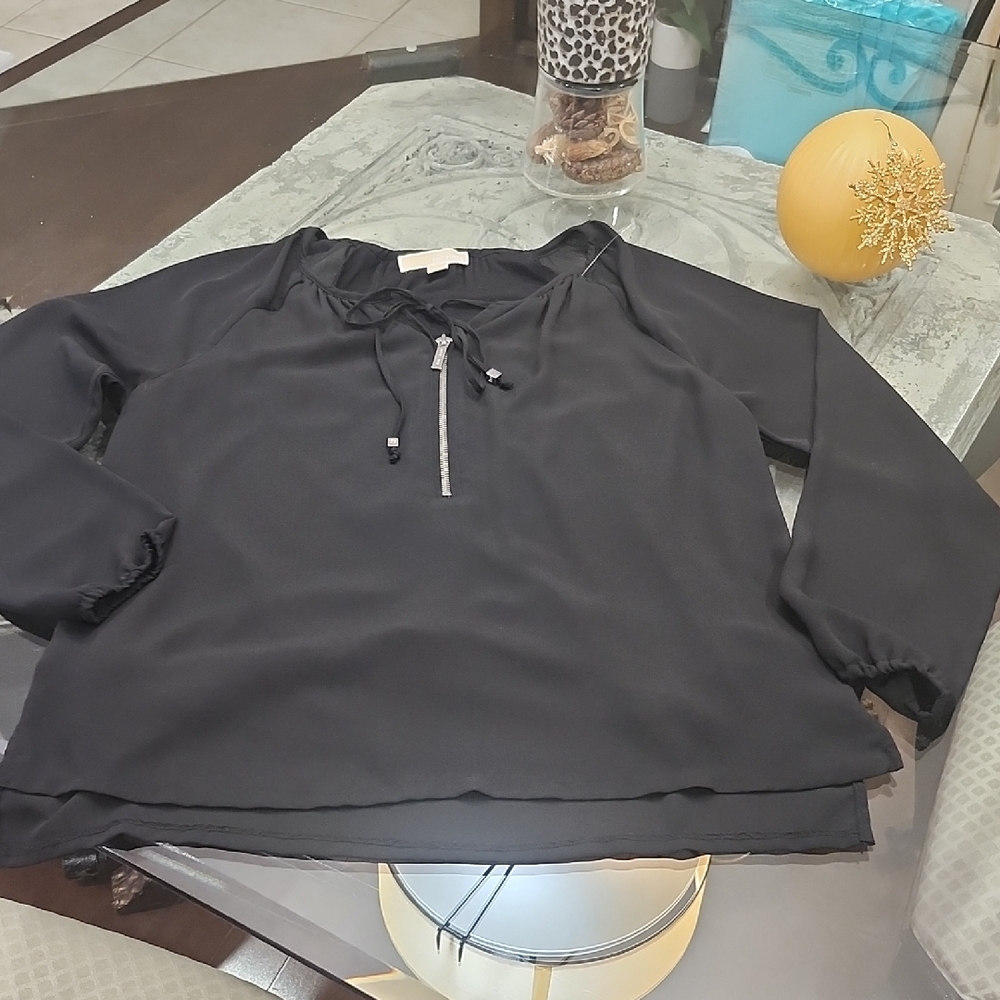 Michael Kors long sleeve 1/2 zip lined Chiffon top Blouse -size 8 - Black New